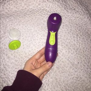 Spin brush (face wash)